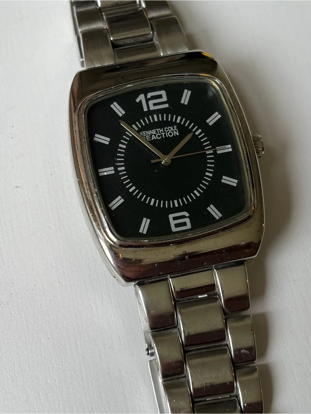Kenneth Cole Reaction Men's Black / Silver Stainless Steel #20885 Watch *Working